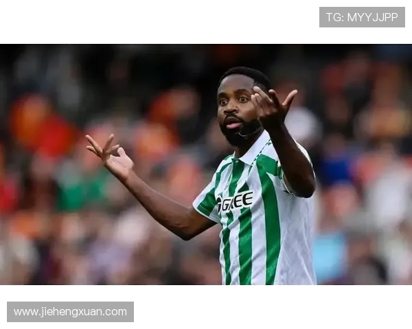 世界足球明星跨界挑战综艺节目展现多才多艺的魅力与风采