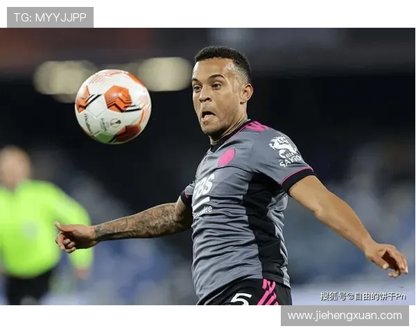 你知道哪些足球明星的英文名字吗让我们一起探讨一下他们的成就与风采