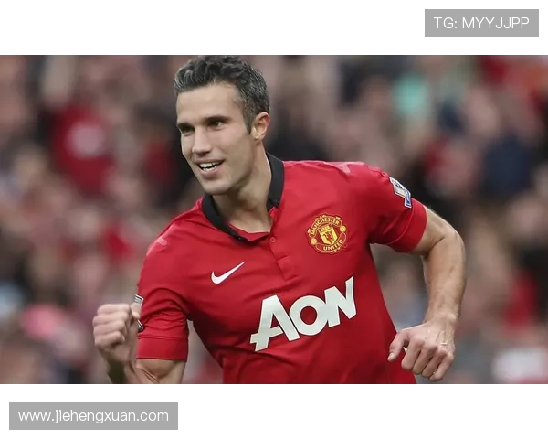 全球足球巨星风采揭秘：那些改变历史的传奇人物与他们的故事