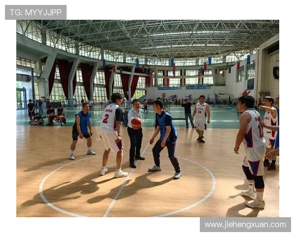 成都篮球队速度之美：探索快速进攻与团队配合的完美结合